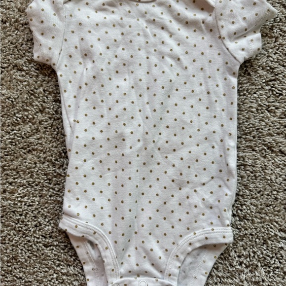 Baby Girl 3-Piece Outfit Red Peacoat, Onesie & Floral Pants Size 9 months - Picture 5 of 14